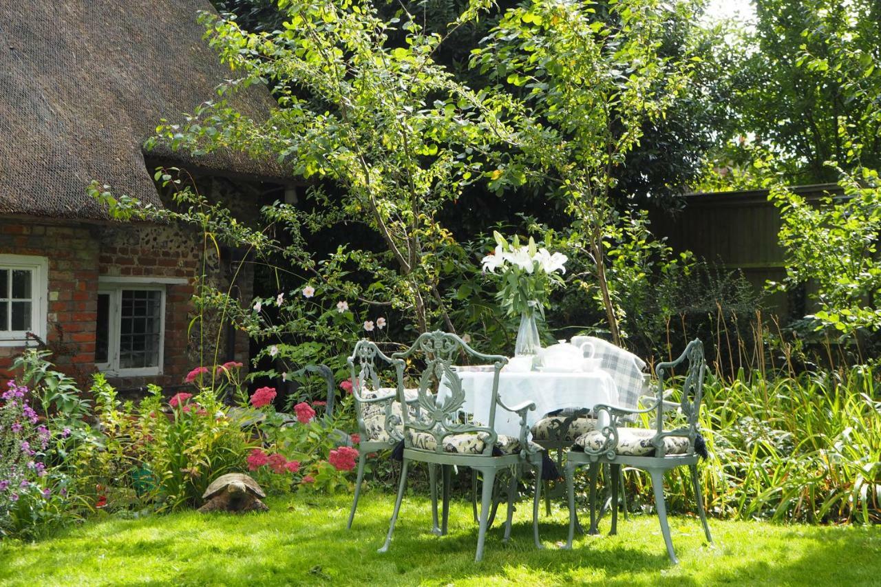 Nightingale Cottage Bed And Breakfast Chichester Exteriér fotografie