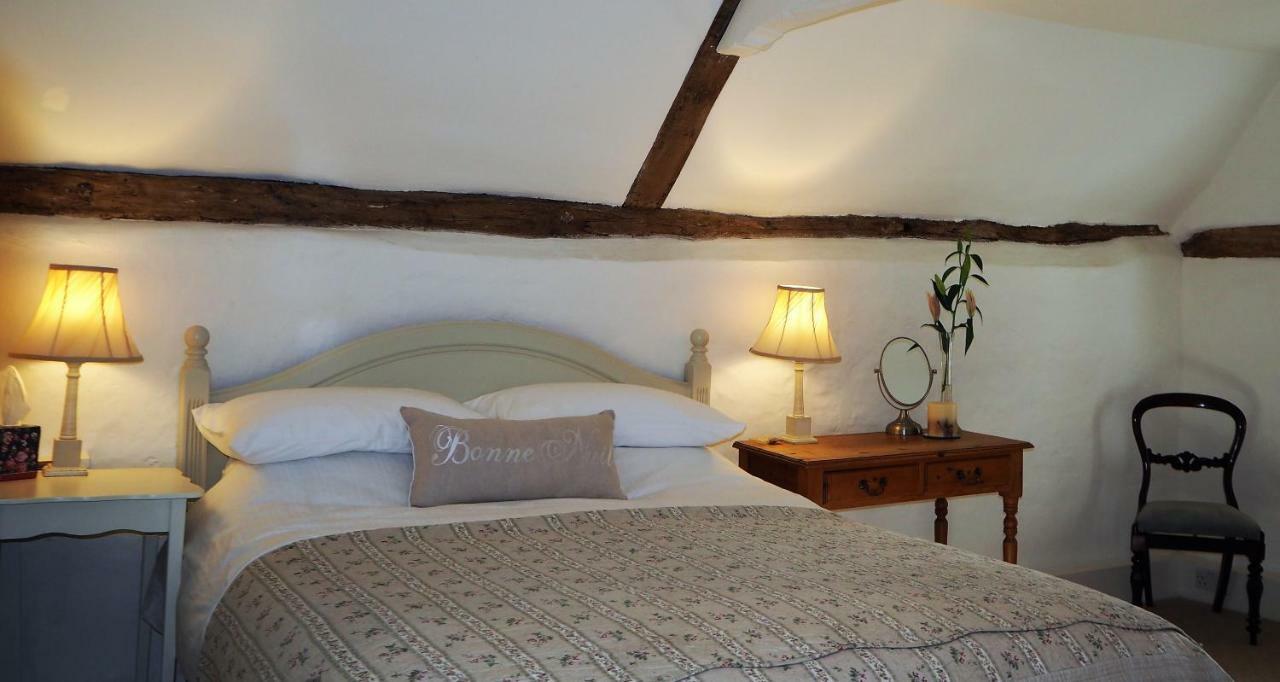 Nightingale Cottage Bed And Breakfast Chichester Exteriér fotografie